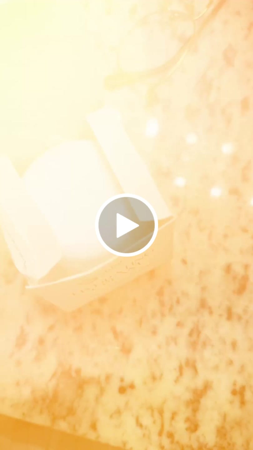 Customer video review of HYDRATING CREAM | BARRIER SUPPORT