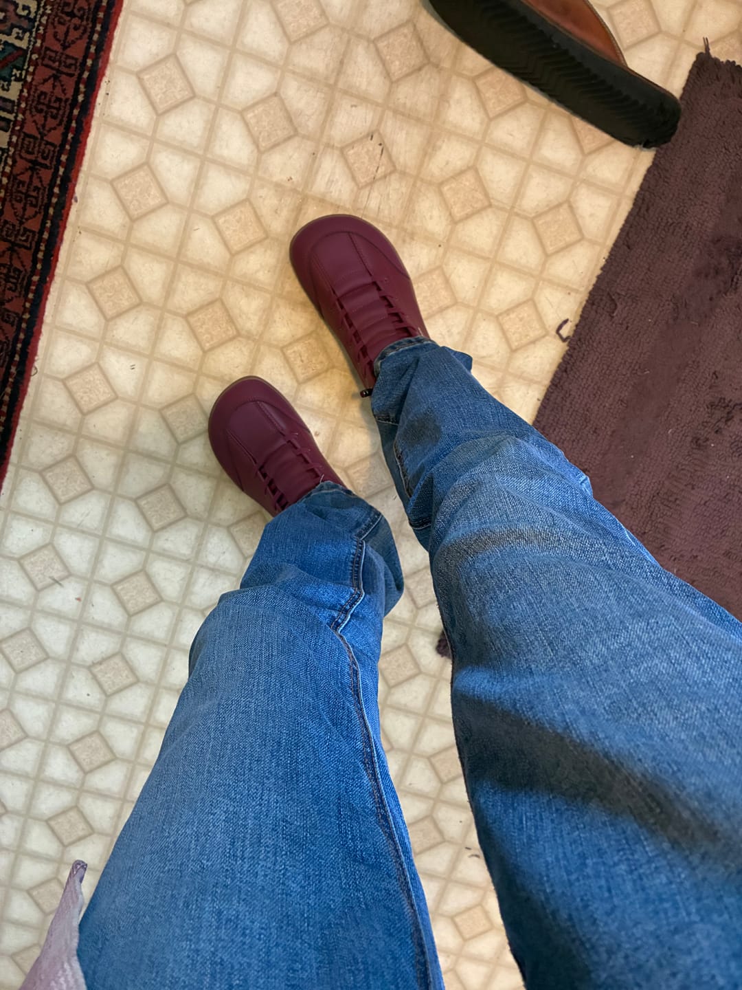 Customer photo review of Yew 2.0 - Barefoot Shoes