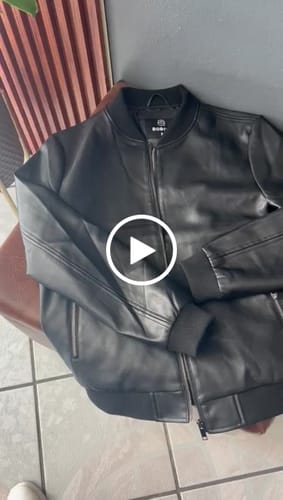 Customer video review of Chamarras Para Hombre Bomber Tipo Piel Cierre Frontal D45306 Negro