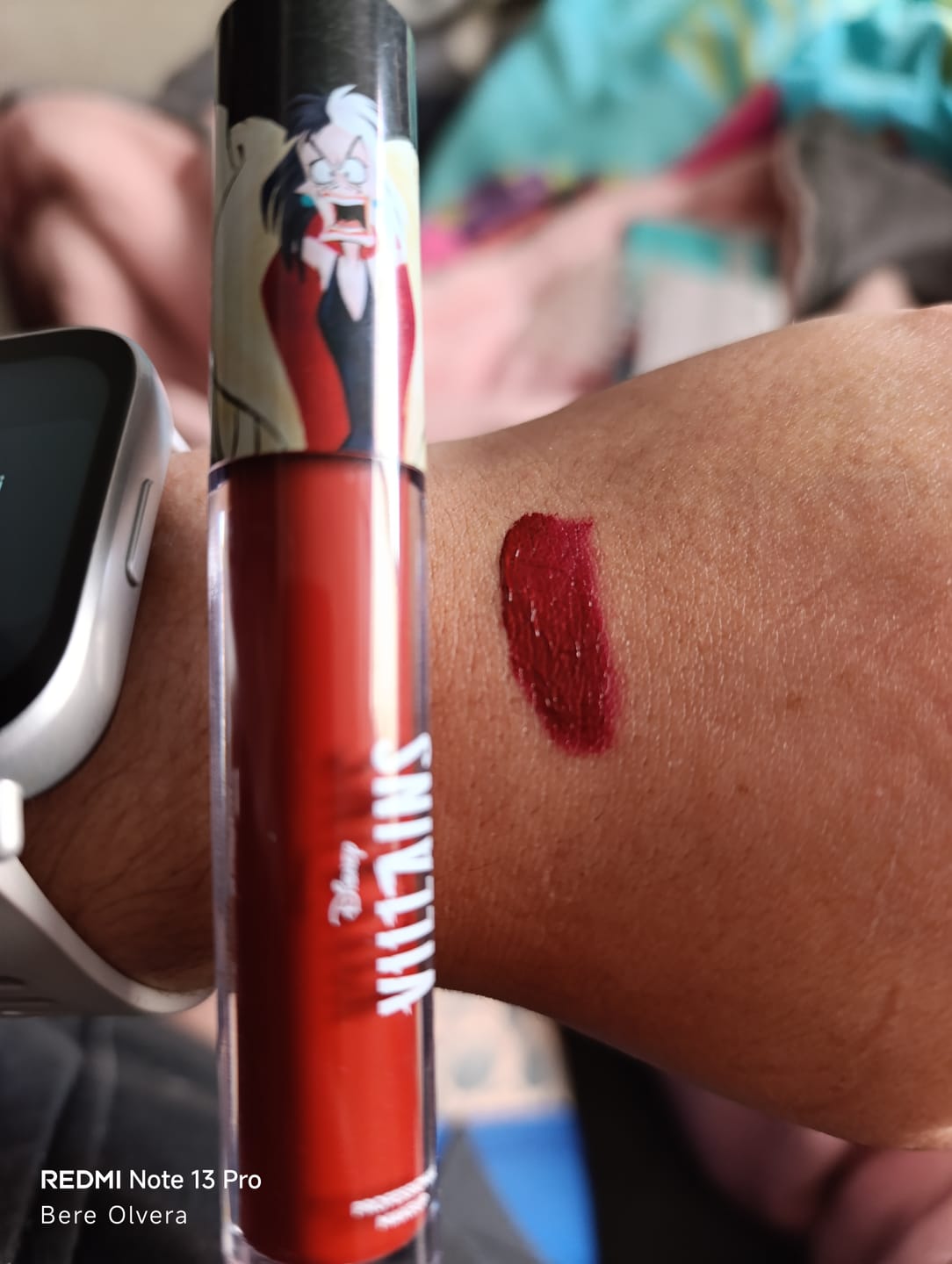 Customer photo review of Labial Líquido Mate Cruella