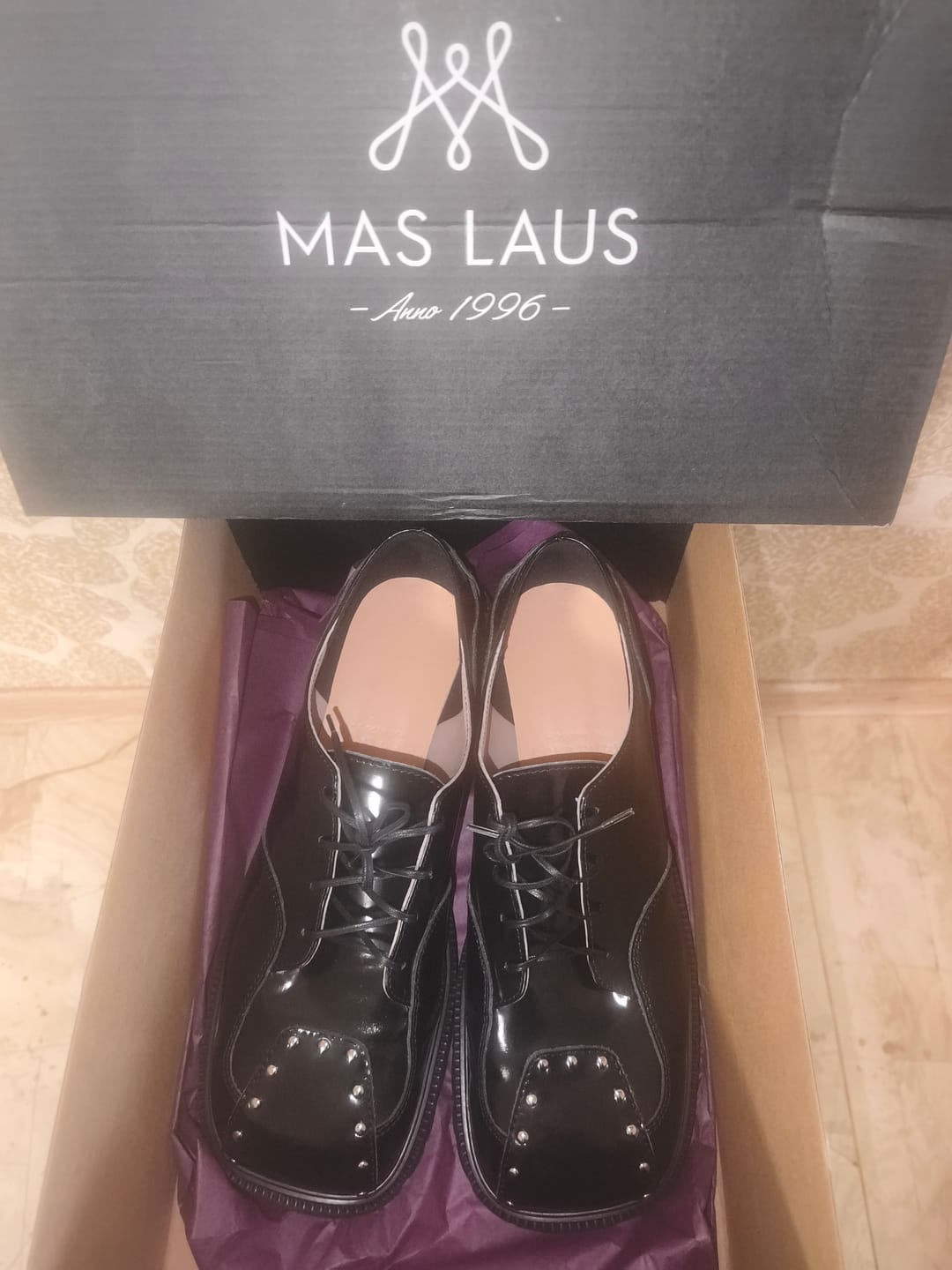 Customer photo review of "Espresso Oxfords"