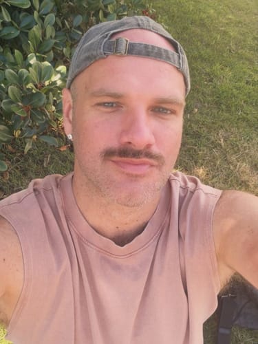 Customer photo review of Leon Studs (White Gold)