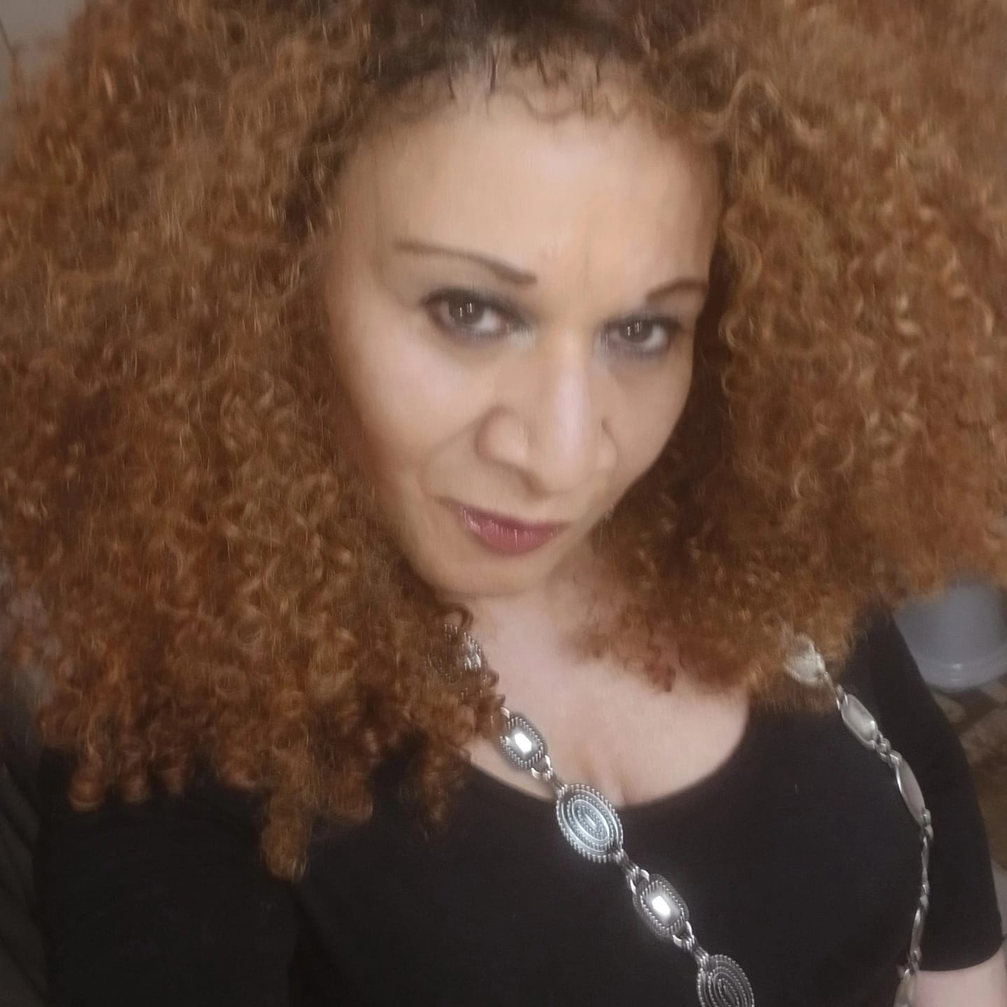 Customer photo review of Outre Melted Hairline Glueless HD Lace Front Wig - LATIRA