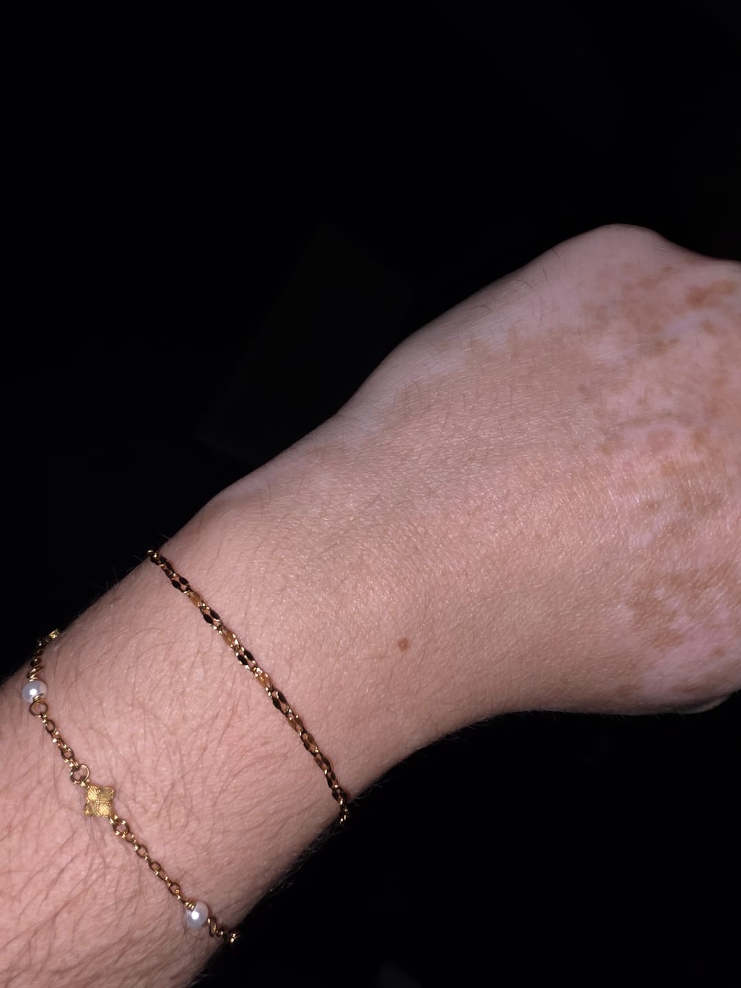Customer photo review of Leila Gold Chain Bracelet