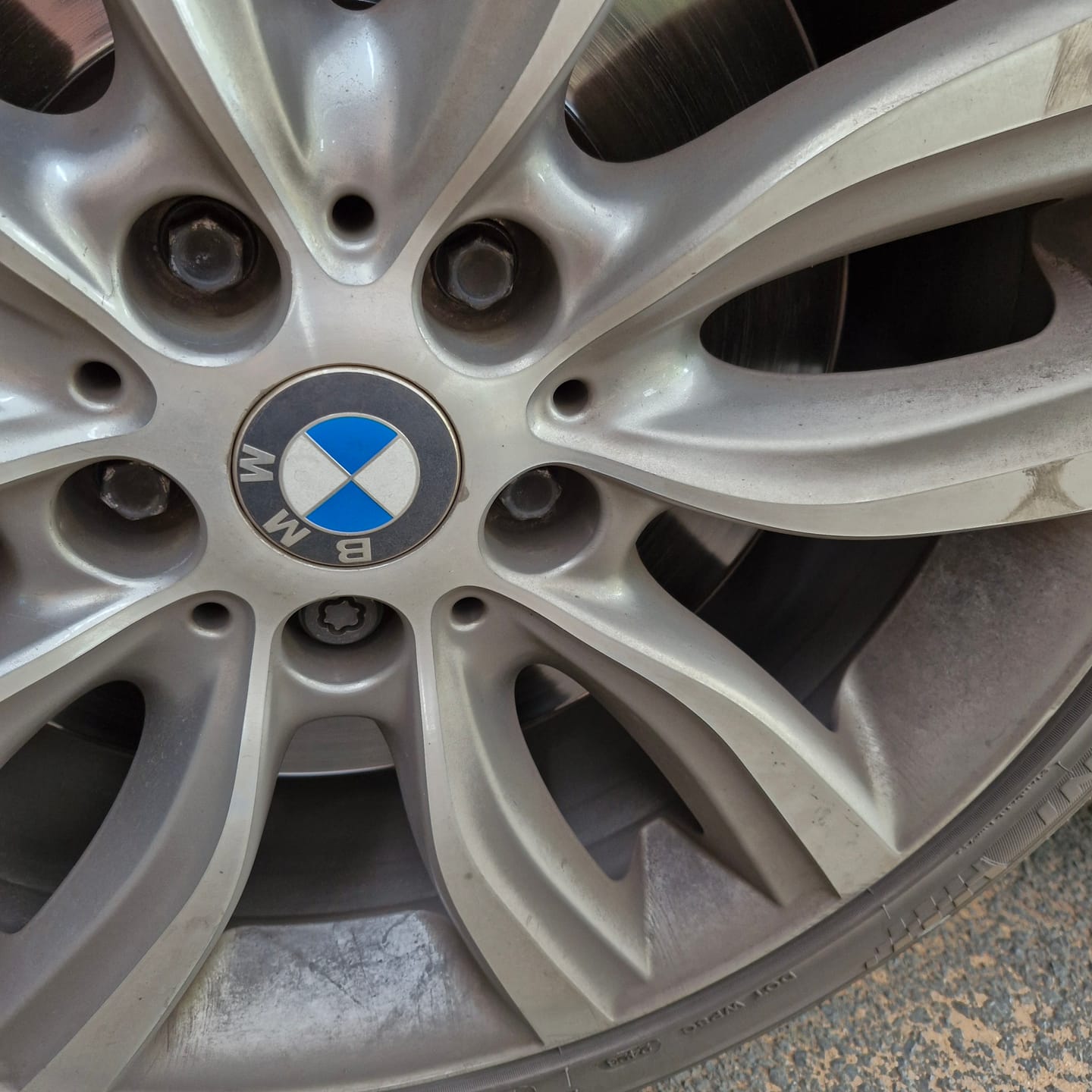 Customer photo review of Decon8 - Wheel Cleaner & Iron Fallout Remover
