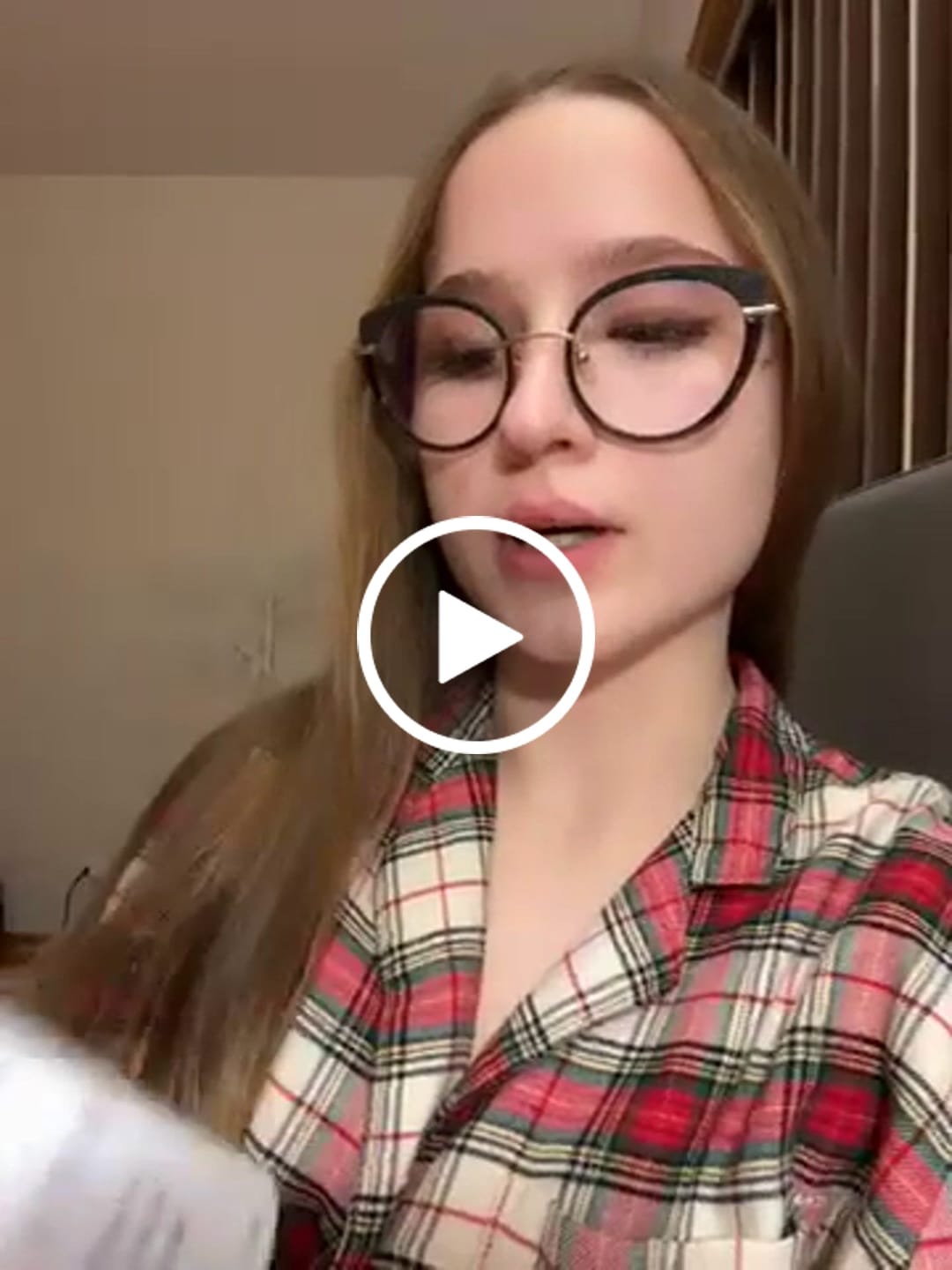 Customer video review of CE SERUM | COMPLEXION BRIGHTENING