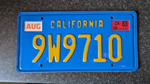 Customer photo review of 1983 CALIFORNIA LICENSE PLATE 6"x12" (156.5mm x 305mm)