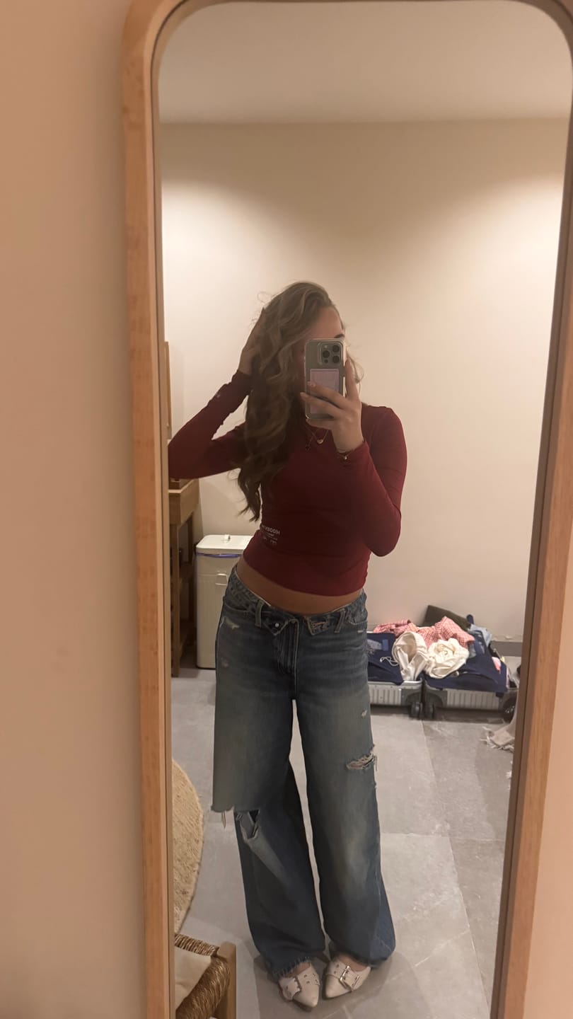 Customer photo review of LABEL LONGSLEEVE TOP BURGUNDY