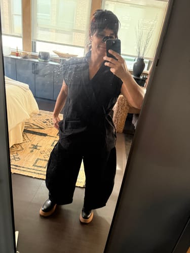 Customer photo review of Cotton Linen Large Slanted Placket Vest