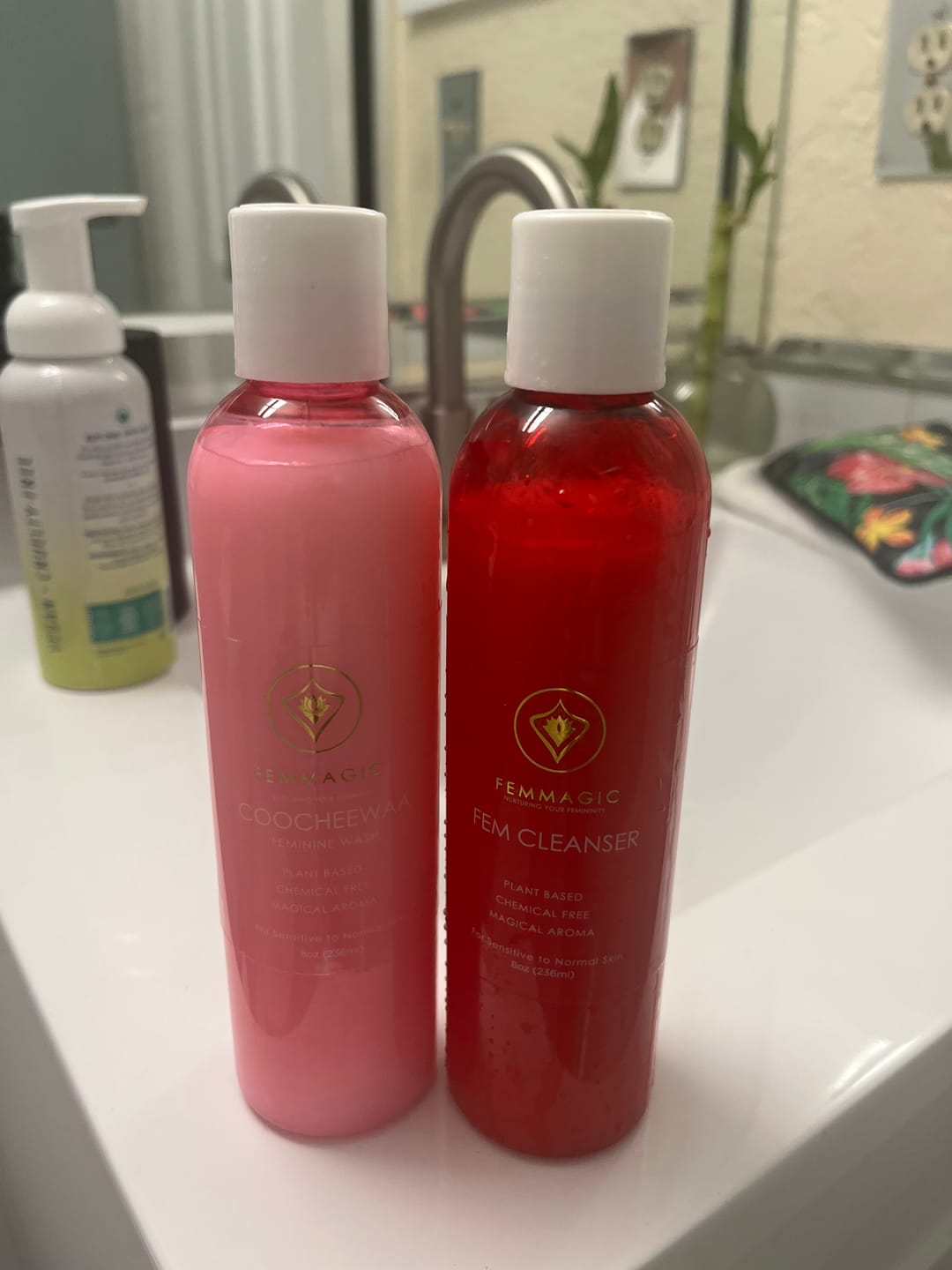 Customer photo review of Coocheewaa | Natural Feminine Wash