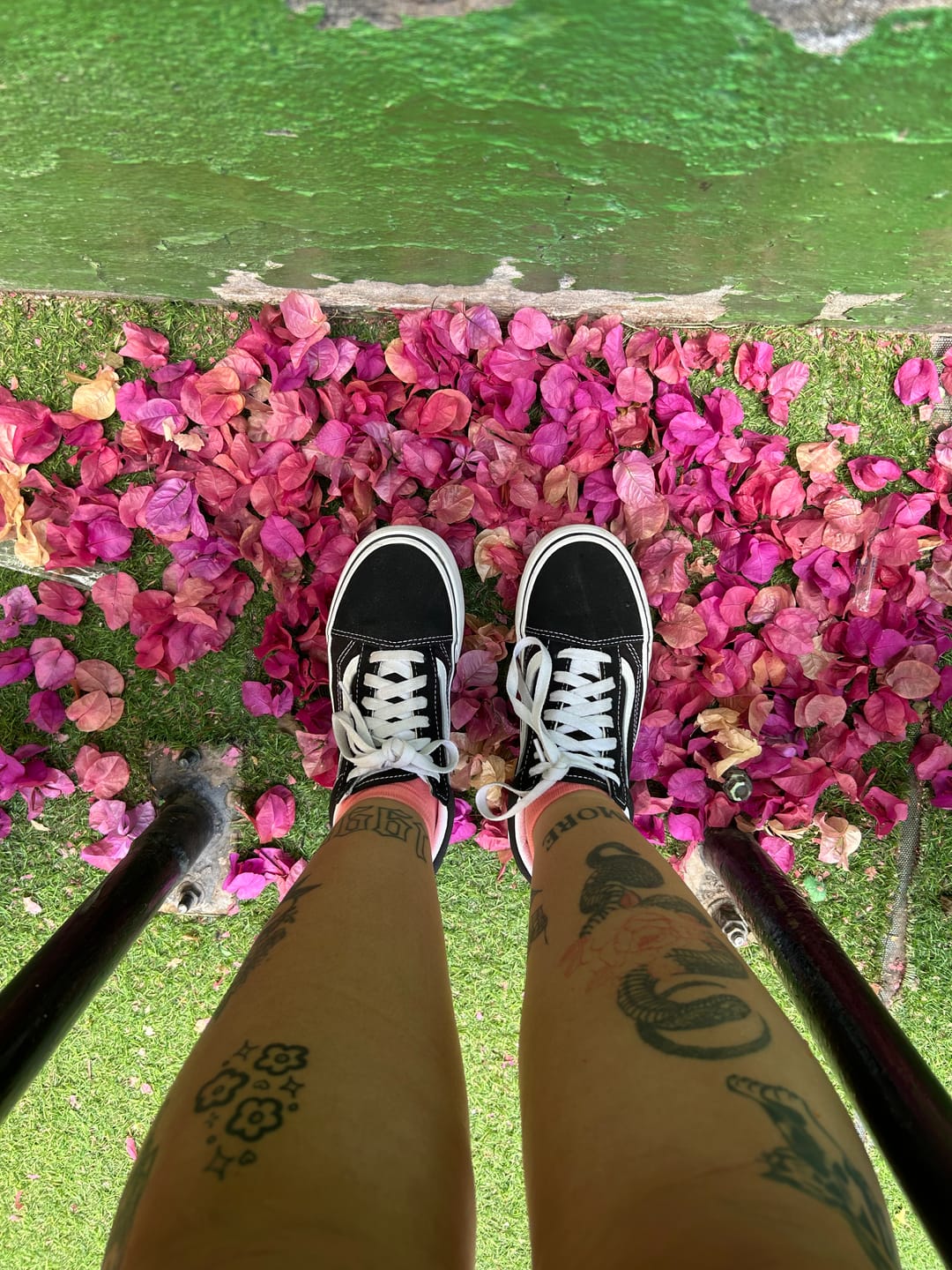 Customer photo review of Zapatilla Vans Old Skool Stackform Mujer Negro