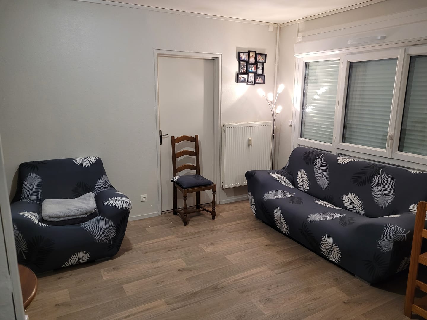 Customer photo review of Gris Exotic - Housse de Canapé Extensible