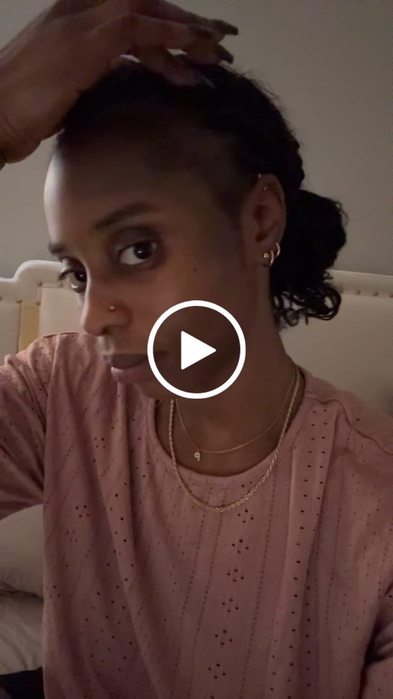 Customer video review of Two Toned Everyday Bangle