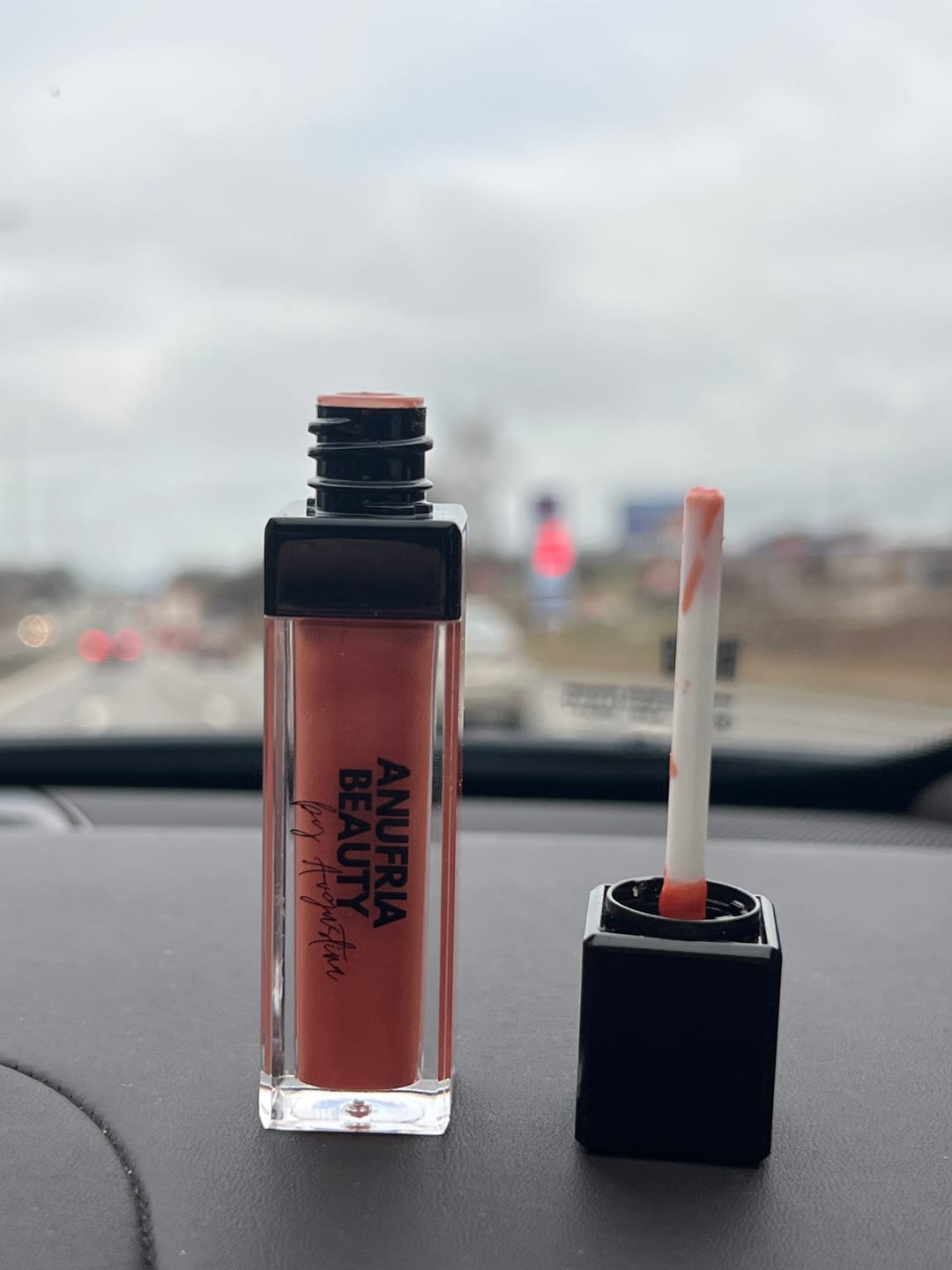 Customer photo review of LIP GLOSS DARLING