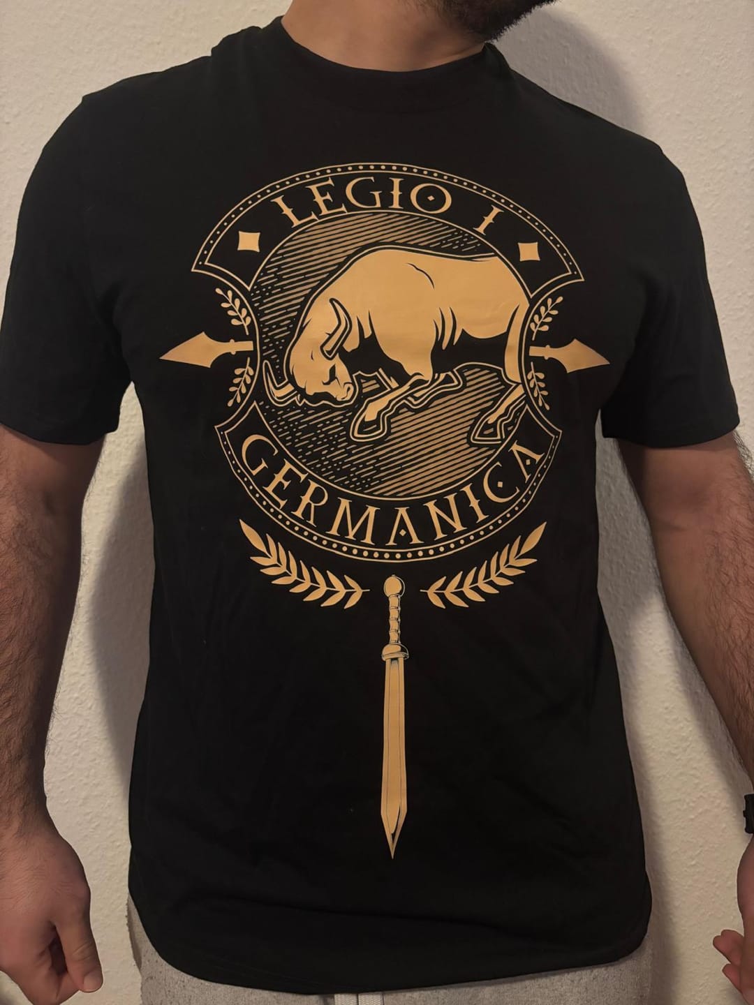 Customer photo review of Legio I Germanica - Unisex Premium T-Shirt