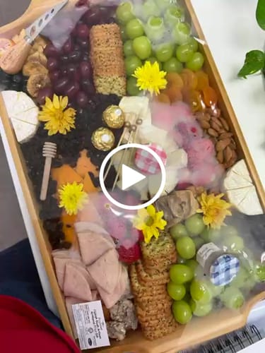 Customer video review of Glenmarie 7-Types Cheese Charcuterie Lovers Grazing Platter (with Solid Wooden Tray) [Available in KL & Selangor only]