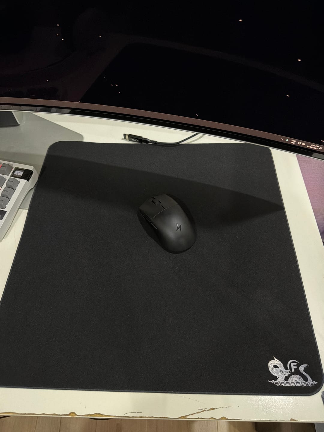 Customer photo review of FreeFall MFG V2 SV Taban Mousepad