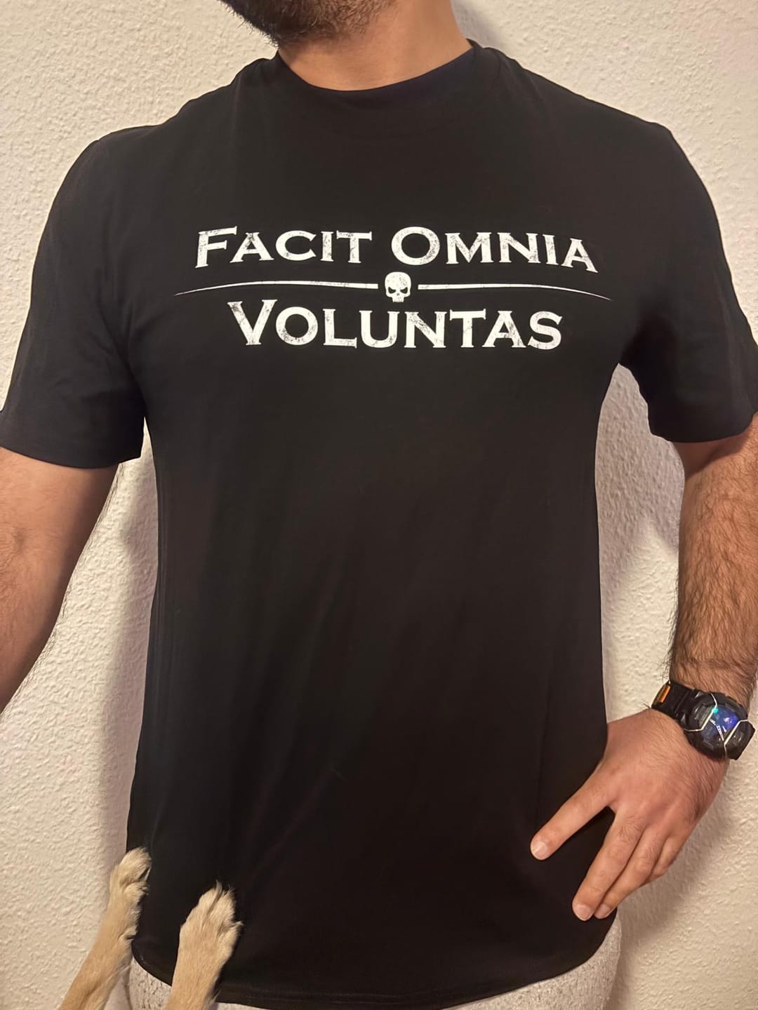 Customer photo review of Facit Omnia Voluntas - Unisex Premium T-Shirt