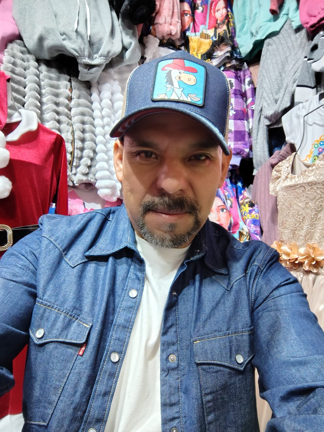 Customer photo review of OVERLORD X Hanna-Barbera: Quick Draw McGraw Trucker Cap