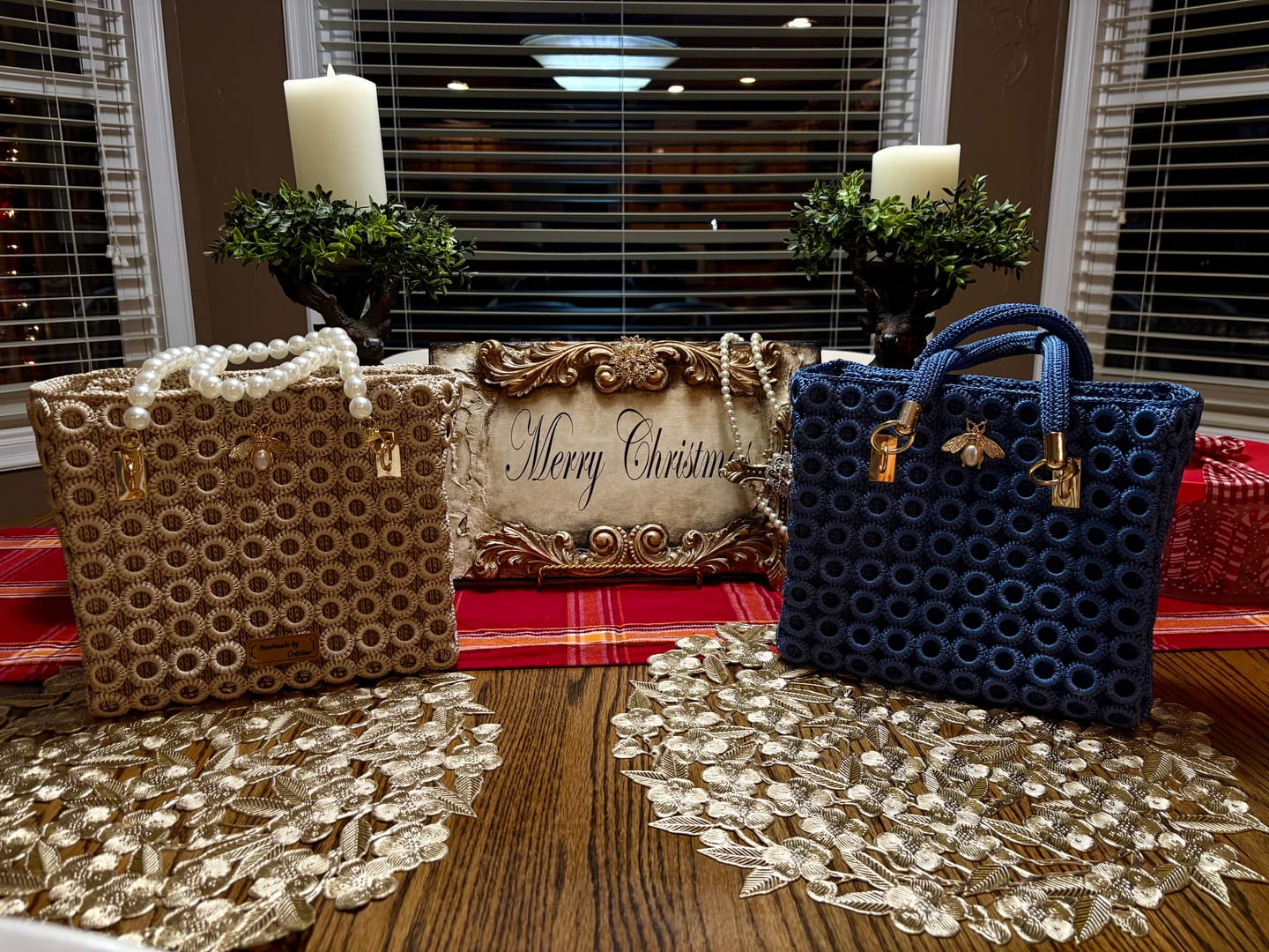 Customer photo review of CrochetPark™ Pearl Bee Crochet Bag Kit