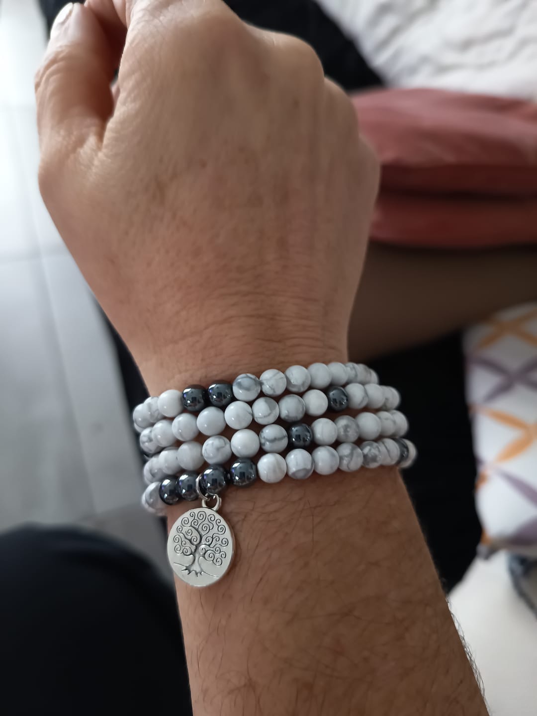 Customer photo review of Bracelet Mala "Bien-être Féminin" en Howlite