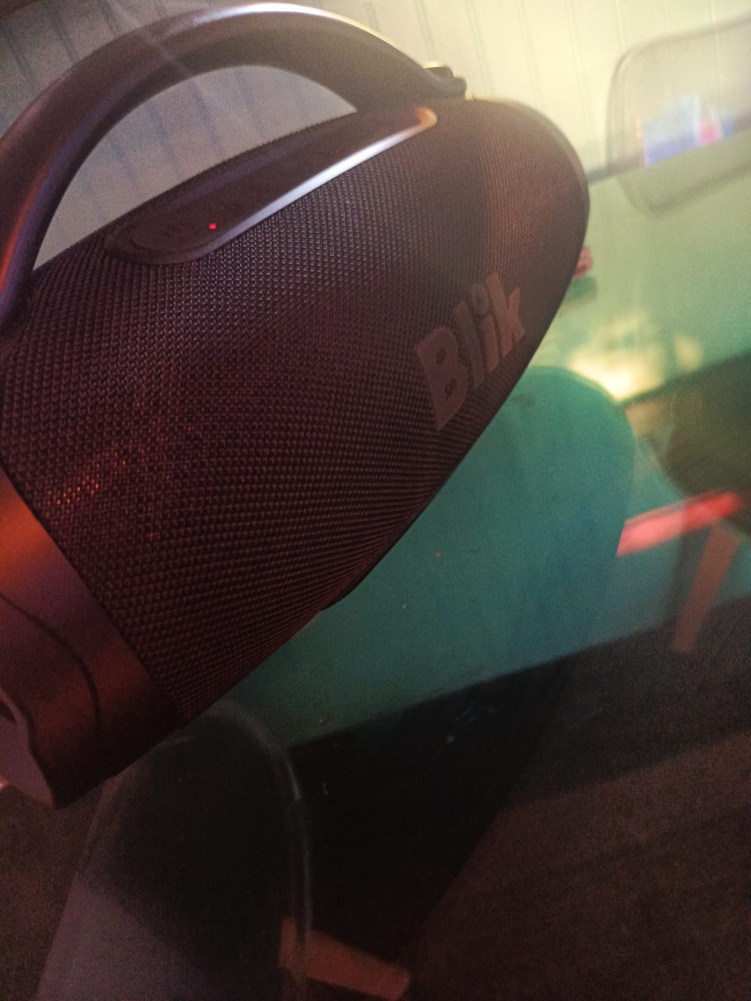Customer photo review of Parlante Bluetooth Portátil Blik Powerbass60 60W 15 Hrs