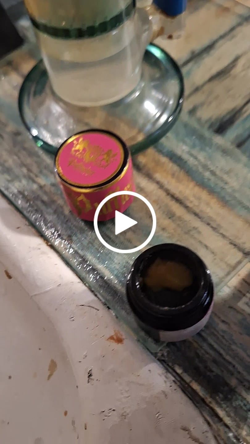 Customer video review of King Extendo Shatter