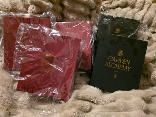 Customer photo review of FROSTED PRISM DUO - LIMITED EDITION COLLECTOR'S SET