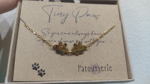 Customer photo review of Βραχιόλι με χάραξη το όνομα του Δικού σας Κατοικίδιου - Tiny Paw