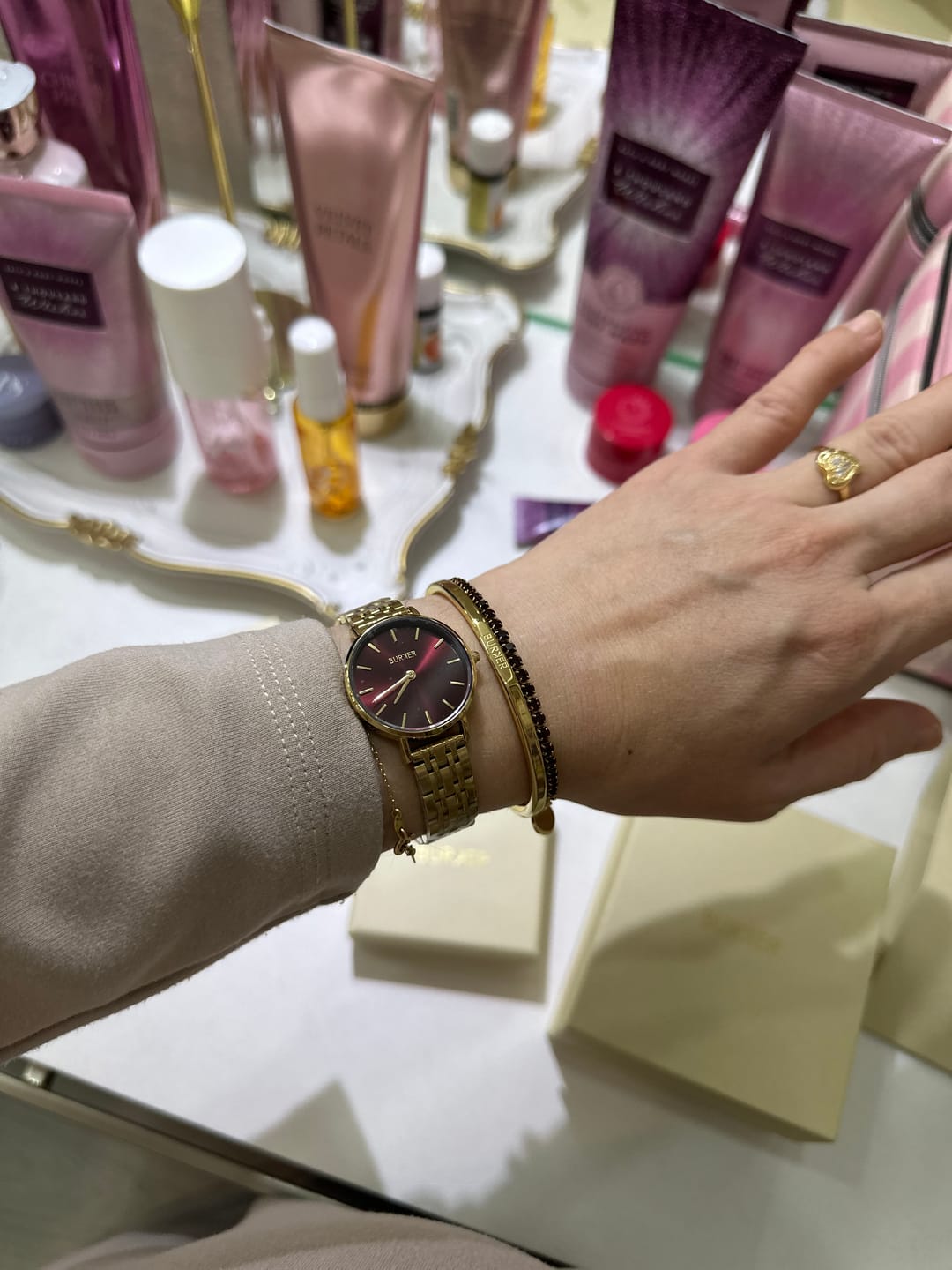 Customer photo review of Jade Gold Burgundy Bracelet