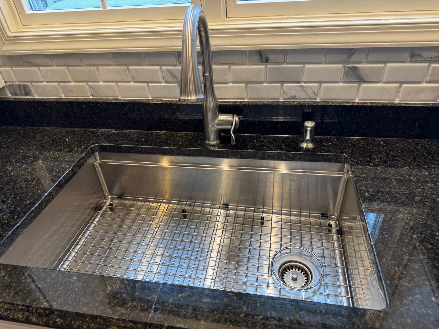 Customer photo review of 31" Undermount Workstation Sink – 16 Gauge Stainless Steel Single Bowl – 8" Deep – Reversible – Seamless Drain (5LS31C-8)