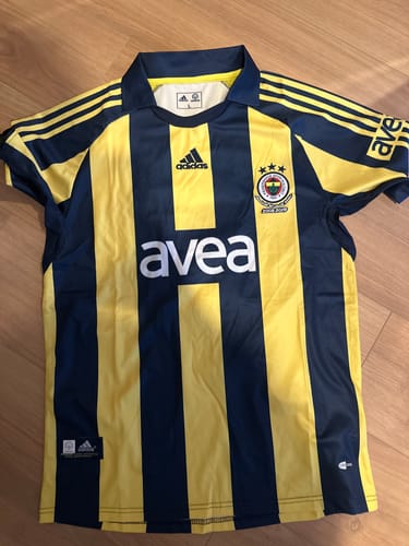 Customer photo review of Roberto Carlos Fenerbahce 2008-2009 White Retro Kit Jersey – | Trikot | Maillot Soccer Shirt