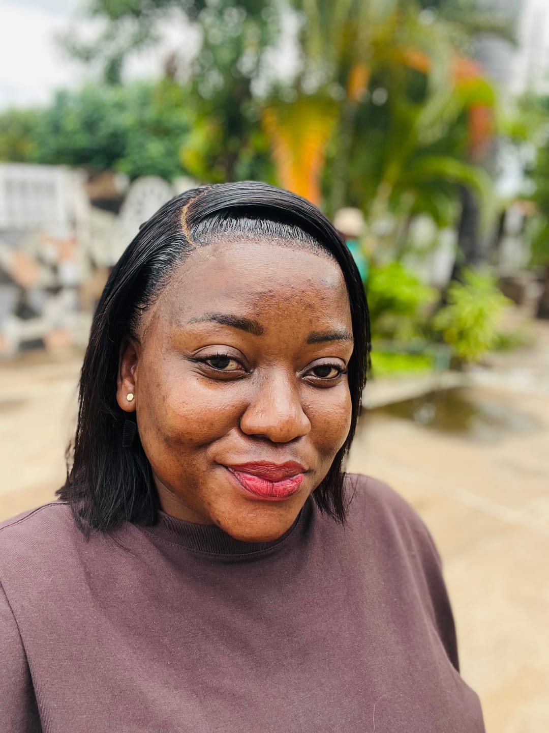 Customer photo review of KAMO - Brazilian 13x4 Lace Front Wig