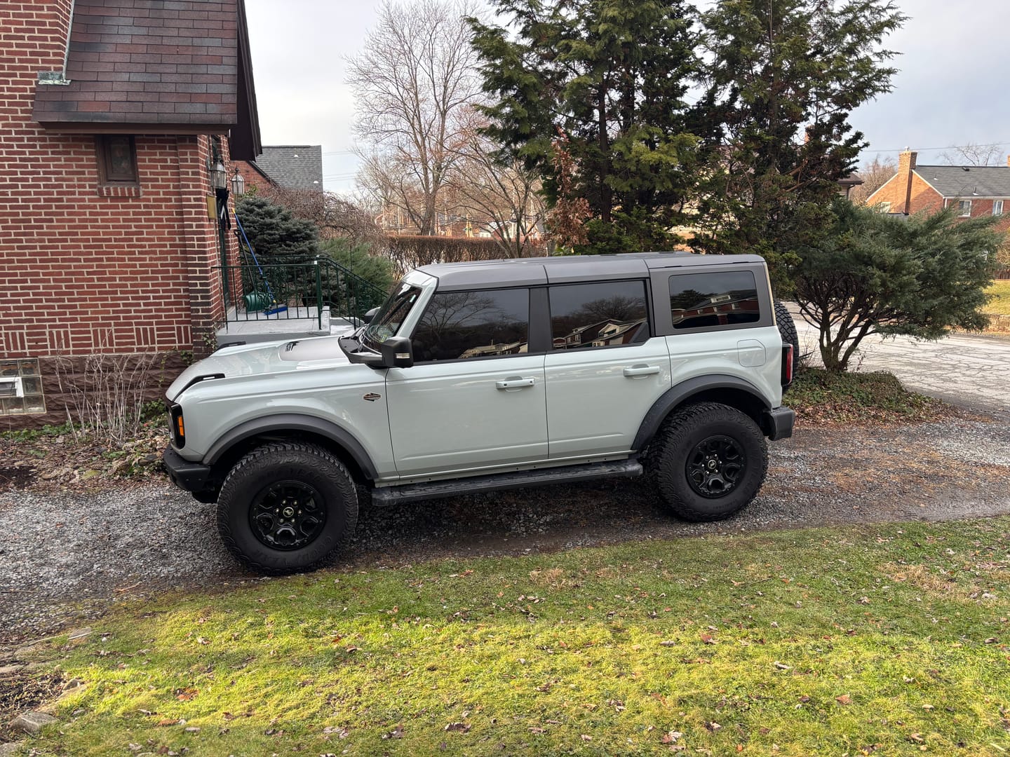Customer photo review of Ford Bronco OEM Color-Matched Door Handle Cover Set (2/4 Doors)
