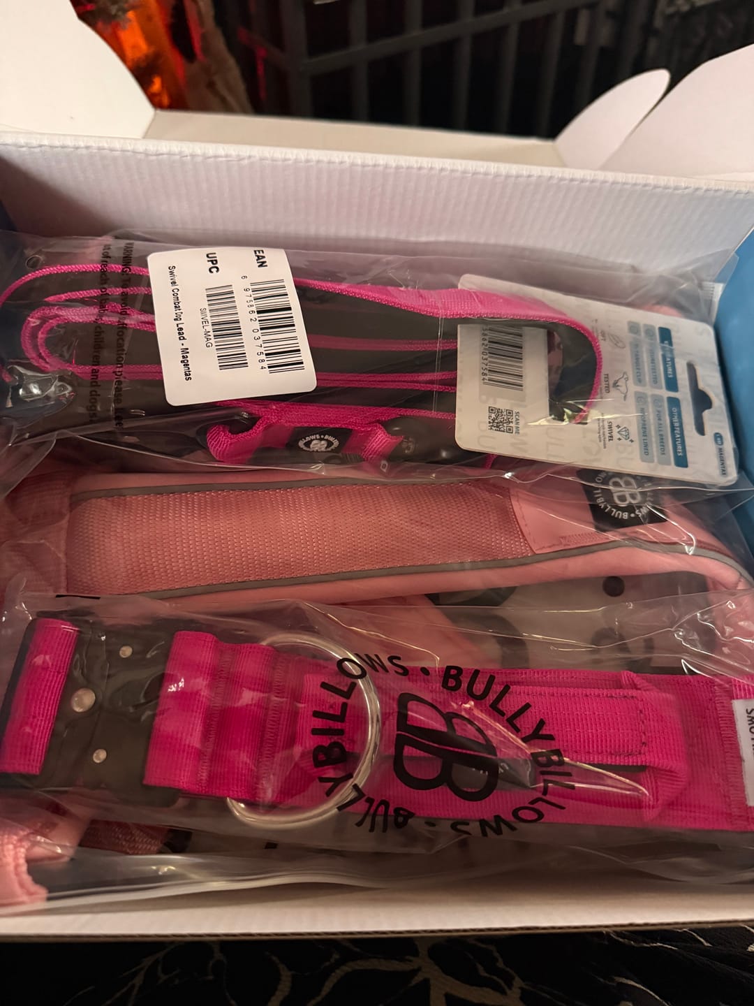 Customer photo review of 1.4m Swivel Combat Lead | Anti-Tangle & Secure Clip - Magenta
