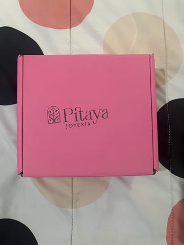 Customer photo review of Anillo Ajustable Violeta Bliss Plata925