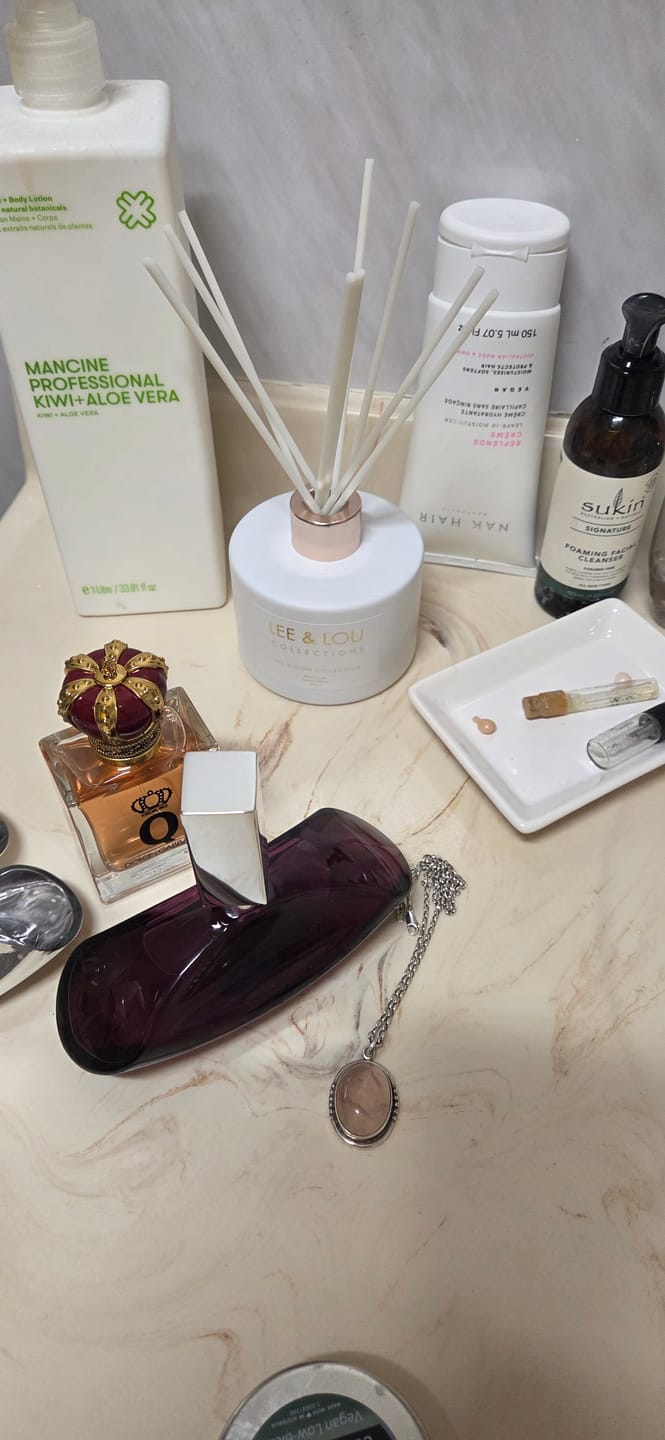 Customer photo review of Park Hyatt (Bergamot | Peony | Sandalwood) - Scented Diffuser 200ml