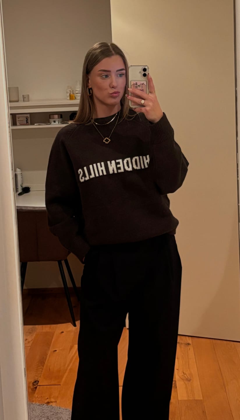Customer photo review of KNIT SWEATER DARK BROWN