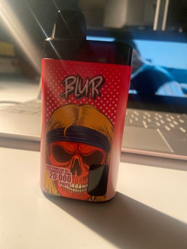 Customer photo review of Blur 20000 - Puff Jetable / Vape Disposable 2% Nicotine - Double Saveur