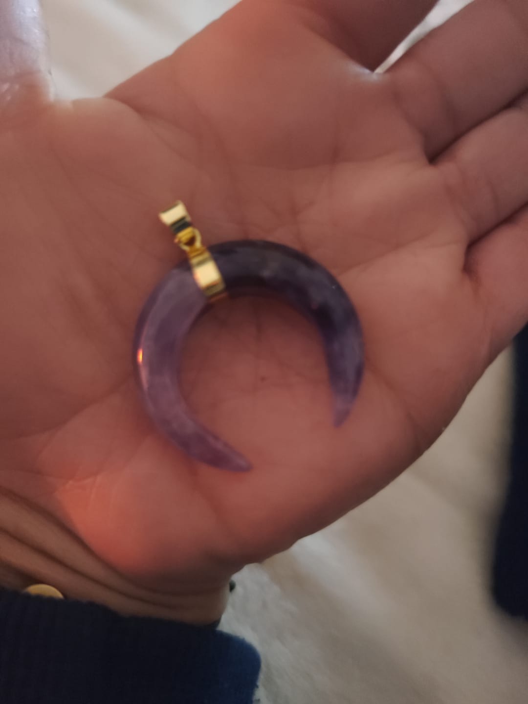 Customer photo review of Pendentif Améthyste Lune
