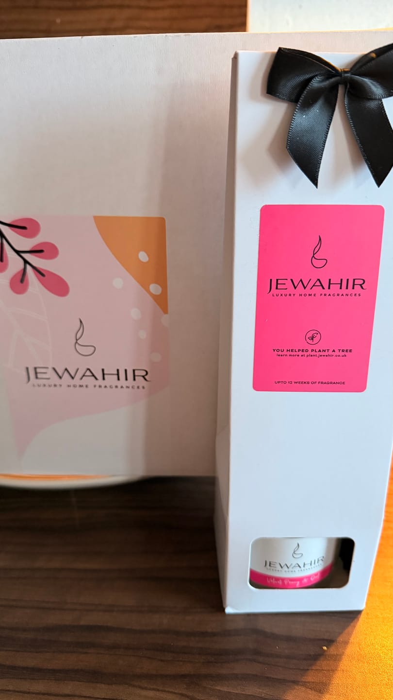 Customer photo review of Velvet Peony & Oud Reed Diffuser