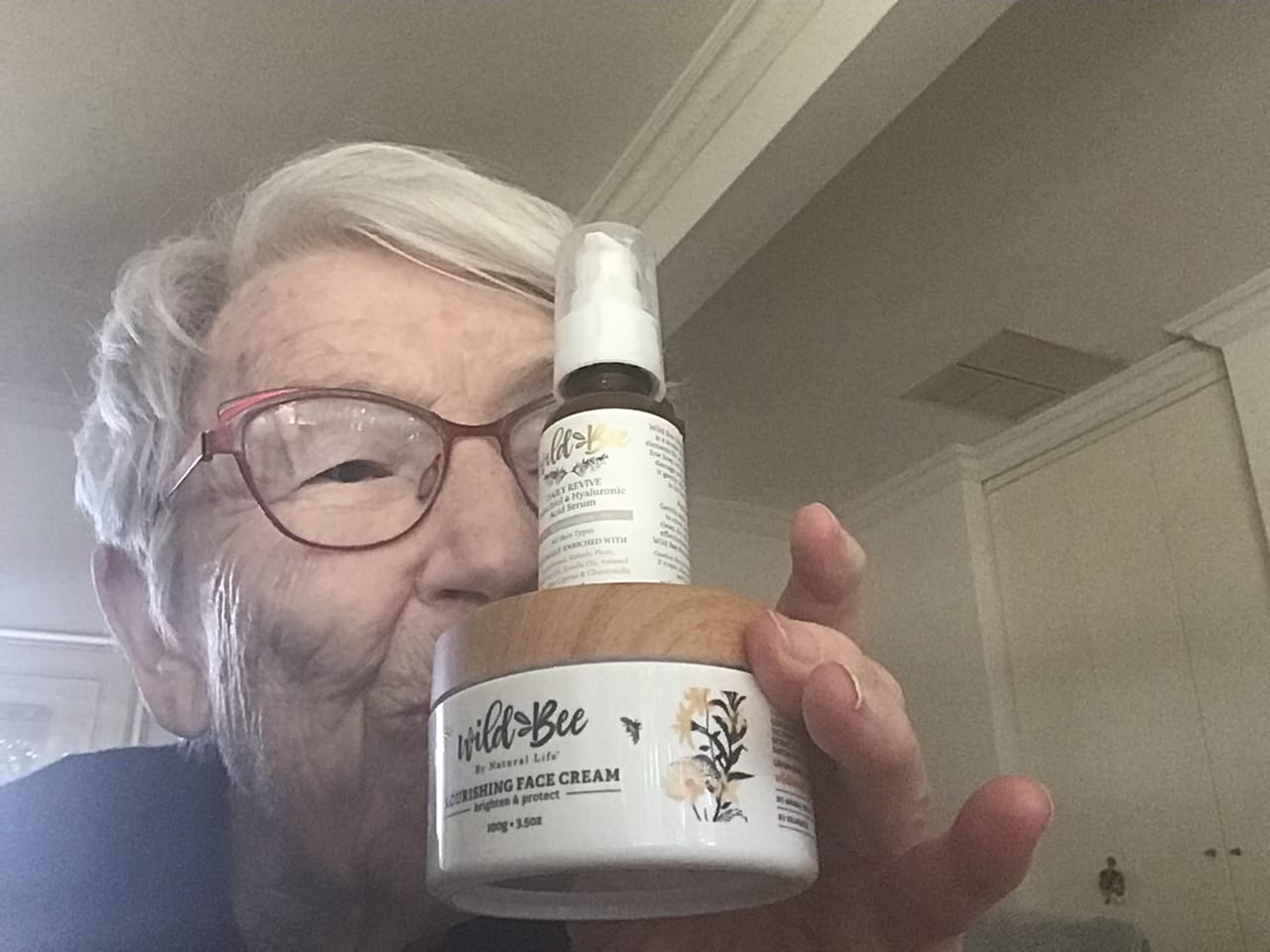 Customer photo review of Wild Bee Nourishing Face Cream