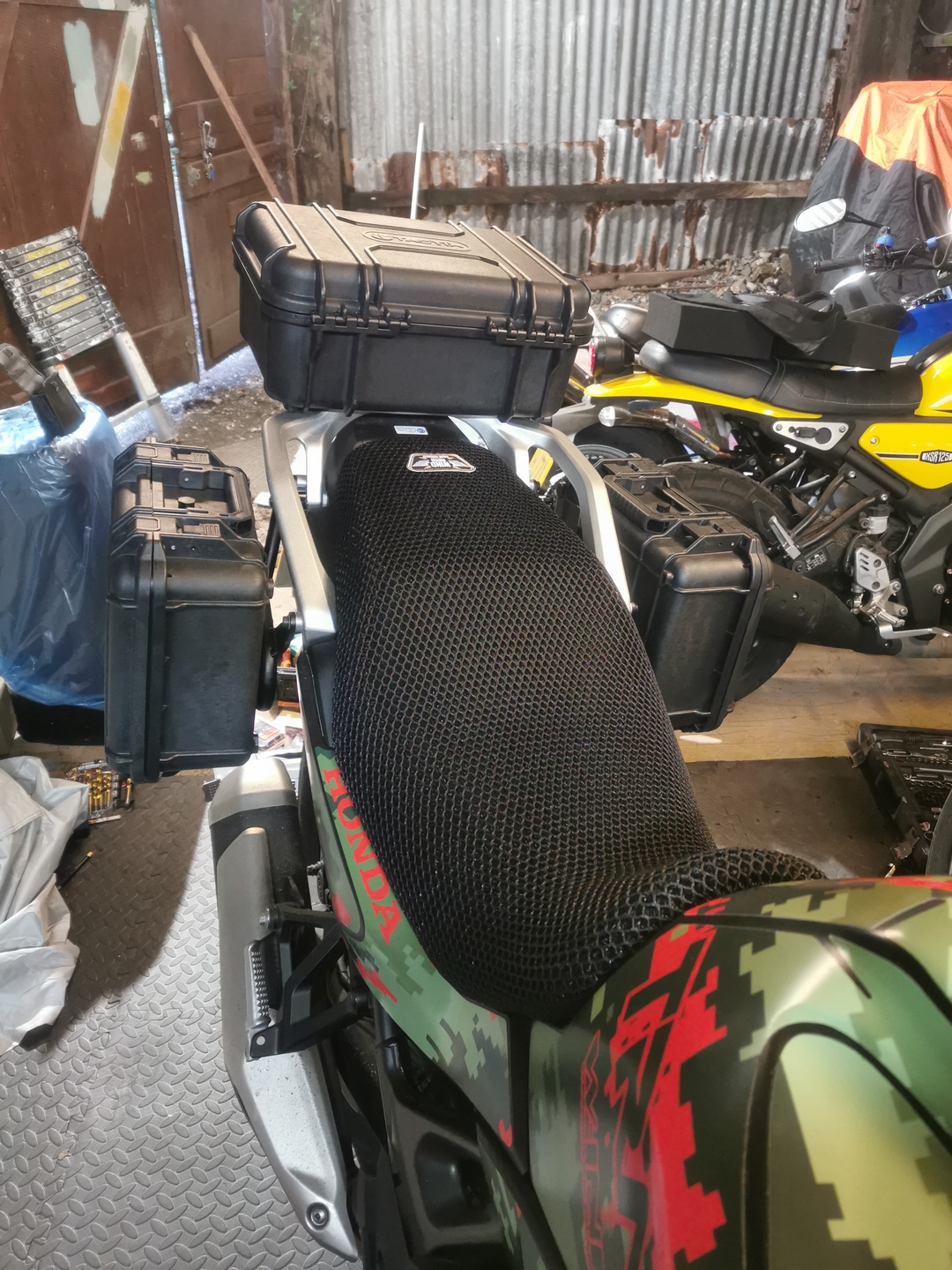 Wind Rider mesh seat cover on a Honda Transalp XL 750