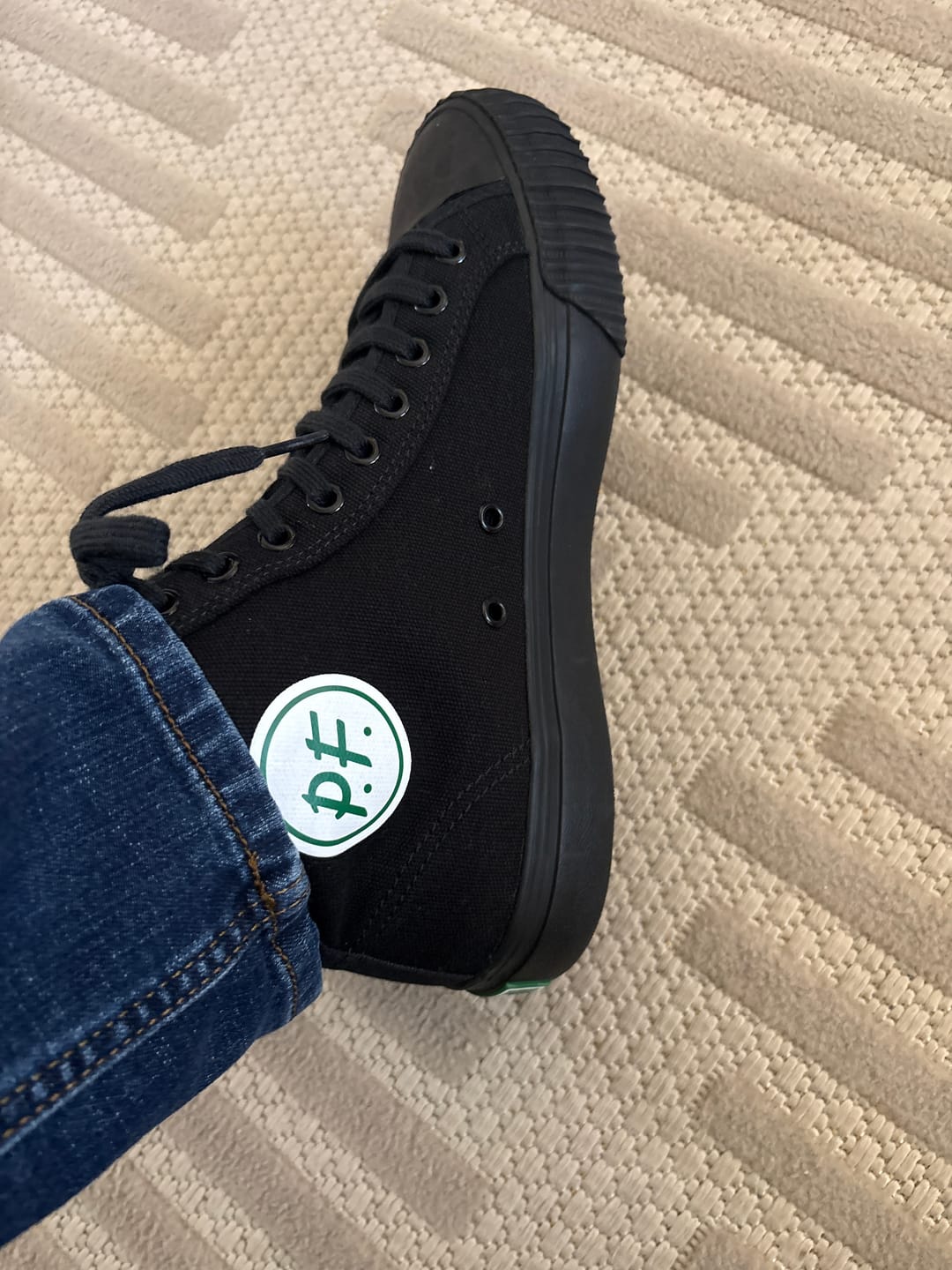 Customer photo review of 1993 Center High-Top Black