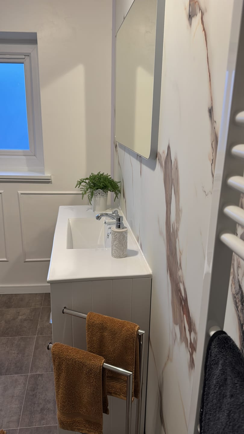 Customer photo review of 10mm Calacatta Marble Ultra Matt Shower Panel 1M x 2.4M