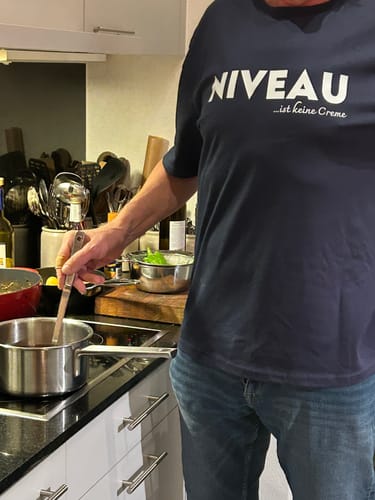 Customer photo review of Niveau - Premium Shirt