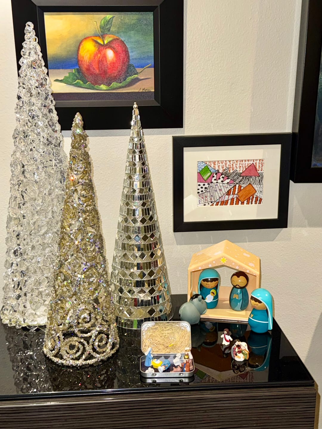 Customer photo review of The Holy Family Nativity Playset