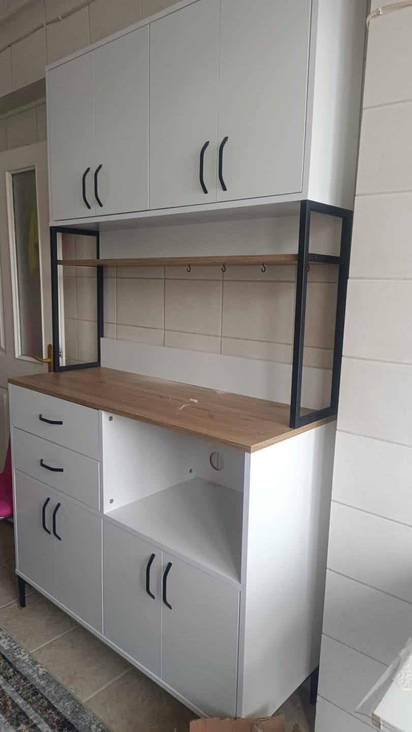 Customer photo review of Rani JE209 Çok Amaçlı Dolap 8 Kapaklı 2 Çekmeceli Raflı Kiler Mutfak Dolabı Beyaz - Sepet Ceviz