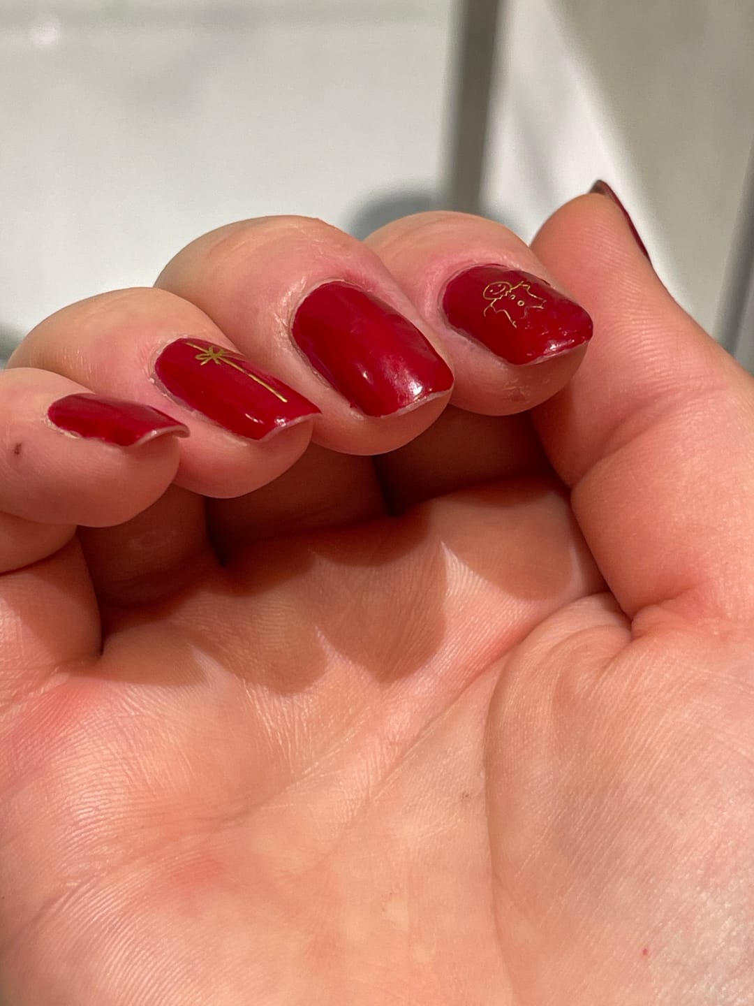 Customer photo review of CND™ Vinylux™ Gel-Like Effect Top Coat 15ml