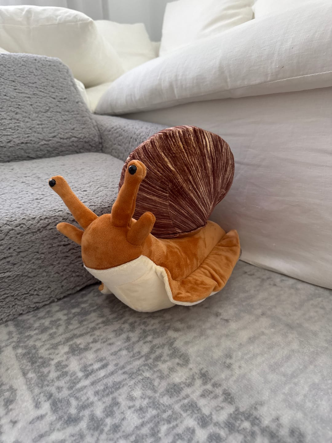 Customer photo review of Lifelike Snail Plush Toy – Adorable, Soft, and Perfect for Nature Enthusiasts